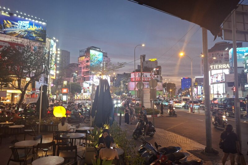tradigital nomad